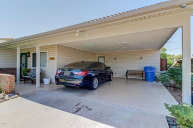 2 CAR GARAGE