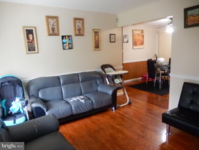 9328 Lynmont Dr, Adelphi, MD 20783 - photo 2