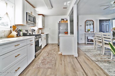 2133 Cottonwood Dr, Toms River, NJ 08753 - photo 4