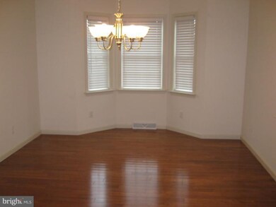 715 Hamilton Ave, Chambersburg, PA 17202 - photo 5