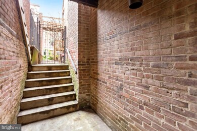 1316 Rhode Island Ave NW unit B, Washington, DC 20005 - photo 4