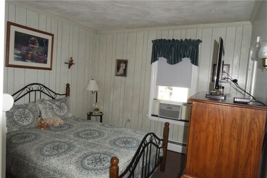 971 Cass Ave unit 1R, Woonsocket, RI 02895 - photo 6