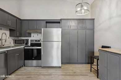 Kitchen 4
