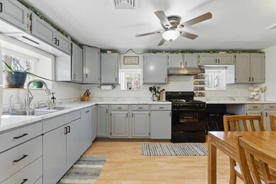 2409 S Stone St, Albion, IN 46701 - photo 7