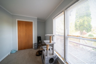 945 S 7th St, Dekalb, IL 60115 - photo 6