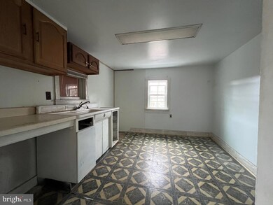 710 Gravel Pike, East Greenville, PA 18041 - photo 5