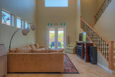 12114 W Do-007-6-Family Roo-MLS_Size