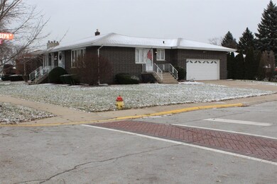 2301 Purdue Dr, East Chicago, IN 46312 - photo 2