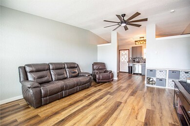 303 Plainview Dr, Alamogordo, NM 88310 - photo 5