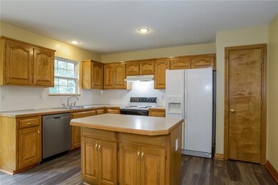 21215 W 52nd St, Shawnee, KS 66218 - photo 4