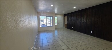 14375 Manzanita Rd, Victorville, CA 92395 - photo 4