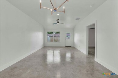 1226 S College Ave, Troy, TX 76579 - photo 7