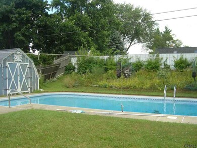 966 Obrien Ave, Schenectady, NY 12303 - photo 4