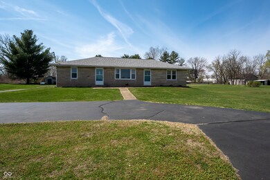 6954 S Jonesville Rd, Columbus, IN 47201 - photo 2