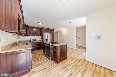 2232 Southgate Square, Reston, VA 20191 - photo 7