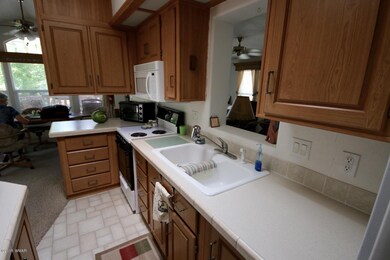 Kitchen N
