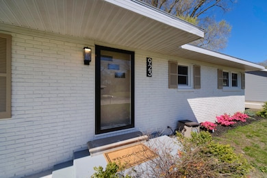 923 Maple, Ludington
