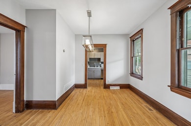 909 22nd Ave NE, Minneapolis, MN 55418 - photo 6