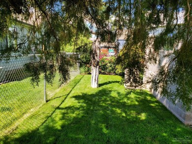 1122 NE 6th St, Bend, OR 97701 - photo 5