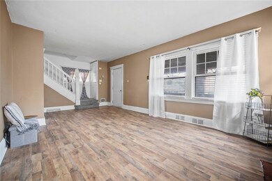 113 Milton St, Aliquippa, PA 15001 - photo 5