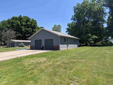 1411 W Red Maple Rd, Muncie, IN 47303 - photo 2