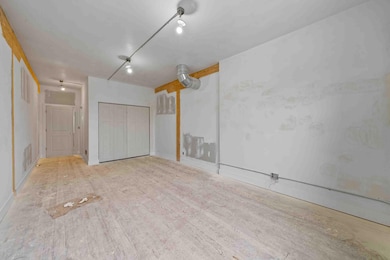 202 E Main St unit 6, Twin Lakes, WI 53181 - photo 6