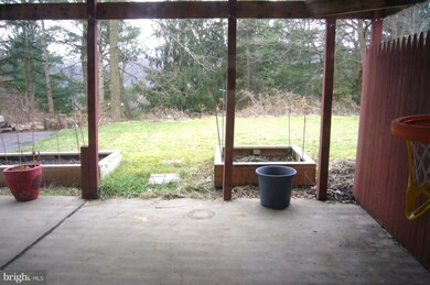 521 Crest Cir, Mohnton, PA 19540 - photo 6