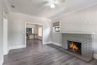 735 N Clara Ave, Deland, FL 32720 - photo 4