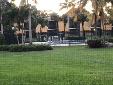410 Meadows Cir unit 410, Boynton Beach, FL 33436 - photo 3