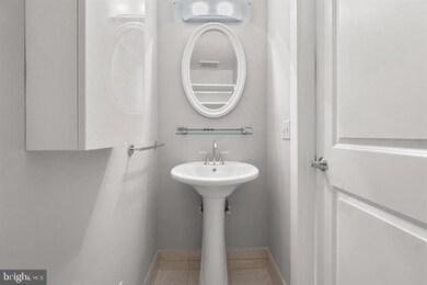 2421 18th St NW unit 301, Washington, DC 20009 - photo 6