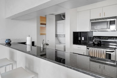 BayView Terraces unit 1004D, North Bay Village, FL 33141 - photo 7