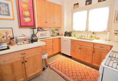 204 Lakeview Ave unit 204, Cambridge, MA 02138 - photo 6