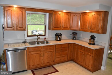 18166 Morgan Pine Rd, Knoxville, MD 21758 - photo 7