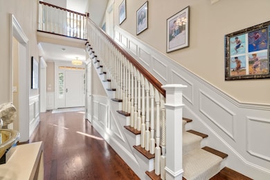 1 Pine Summit Cir, Weston, MA 02493 - photo 4