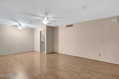 05_10520_W_Cosby_Dr__05_mls