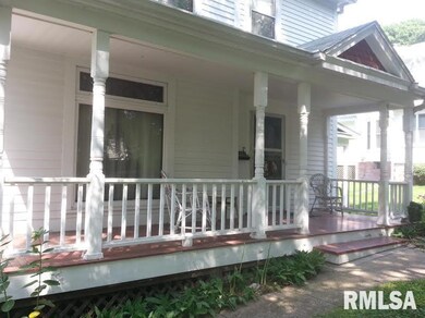 920 Bridge Ave, Davenport, IA 52803 - photo 2