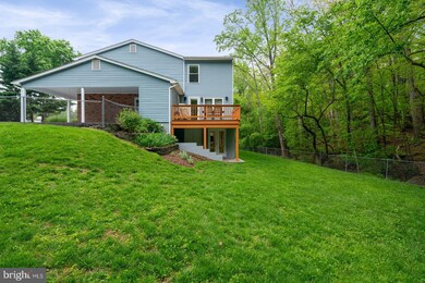 8100 Hudson Falls Way, Springfield, VA 22153 - photo 2