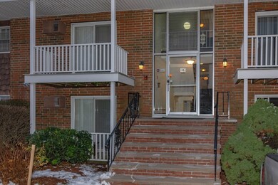 86 Beacon St unit 3, Lawrence, MA 01843 - photo 6