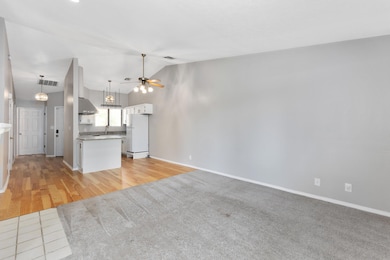 687 Ridge Rim Way St George UT-large-006