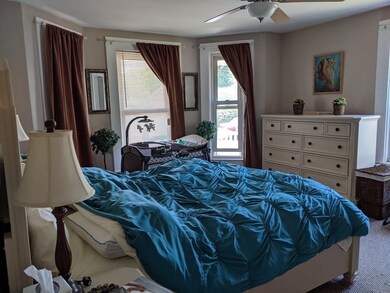 91 Robbins St, Avon, MA 02322 - photo 7