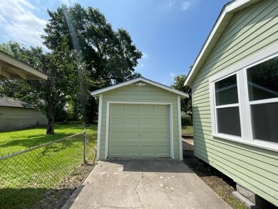3318 Hardie St, Houston, TX 77026 - photo 2
