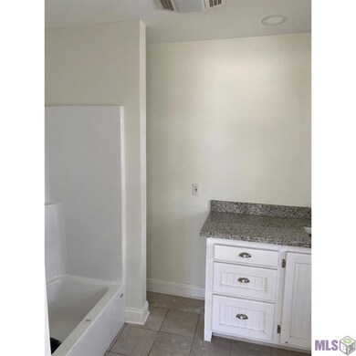 207 Funderburk Ave, Houma, LA 70364 - photo 4