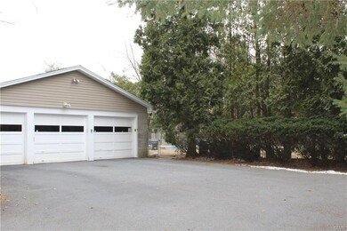 1467 Colgate Dr, Bethlehem, PA 18017 - photo 5