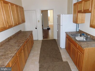 1246 Walnut St, Harrisburg, PA 17103 - photo 2