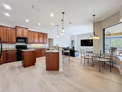 501 169th Ct NE, Bradenton, FL 34212 - photo 4