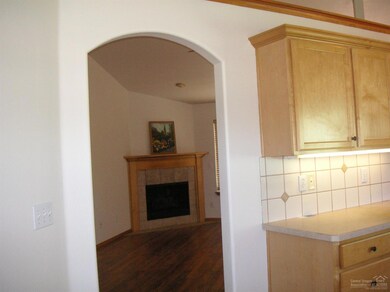 21351 Puffin Dr, Bend, OR 97701 - photo 5