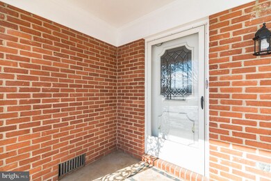 2022 Virts Ln, Jefferson, MD 21755 - photo 2