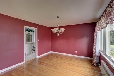 135 Shaker Rd, Albany, NY 12211 - photo 4