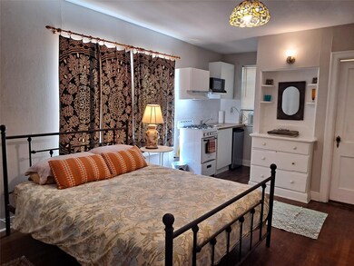 1906 San Gabriel St unit 14, Austin, TX 78705 - photo 4