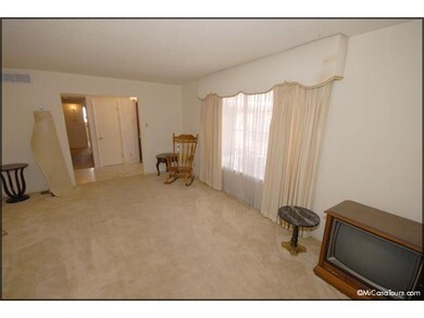 10208 Woodway Dr, El Paso, TX 79925 - photo 4